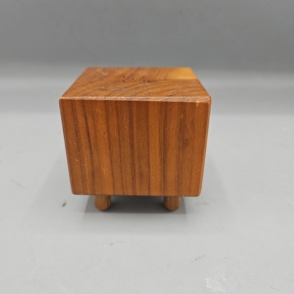 VTG Wooden Square Salt & Pepper Shaker Geometric MCM 2 3/4" Footed - Picture 7 of 13